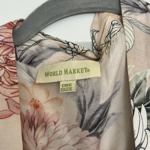 World Market silk like robe - Picture 3 of 4